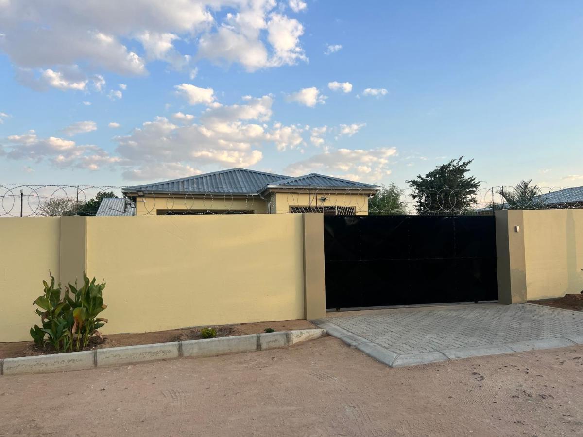 Home@Amalia'S Rundu Bagian luar foto